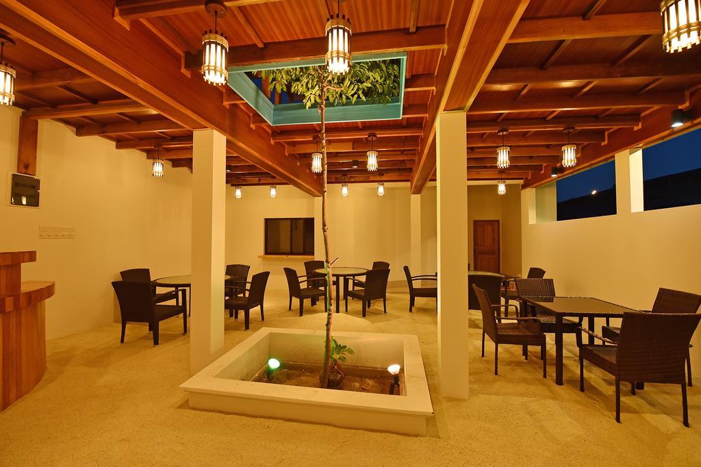 Rasdhoo Relax Inn Εξωτερικό φωτογραφία
